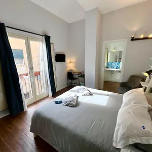  Bed & Breakfast Cortile Umberto I Italia